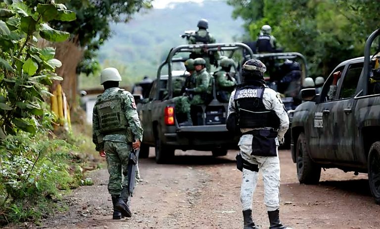 Dos cortadores de limón resultan lesionados tras explosión de mina en Apatzingán