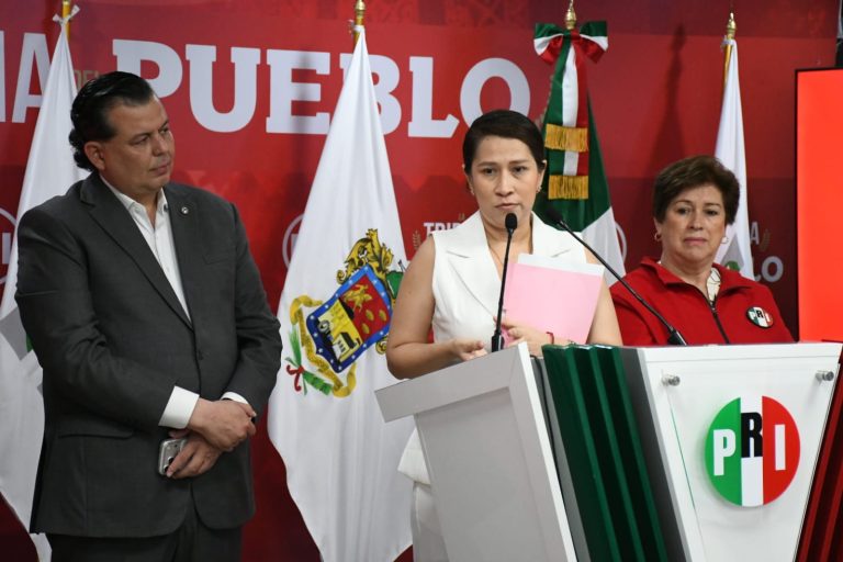 Regidores de Apatzingán se suman al PRI, partido que ha demostrado ser una verdadera oposición