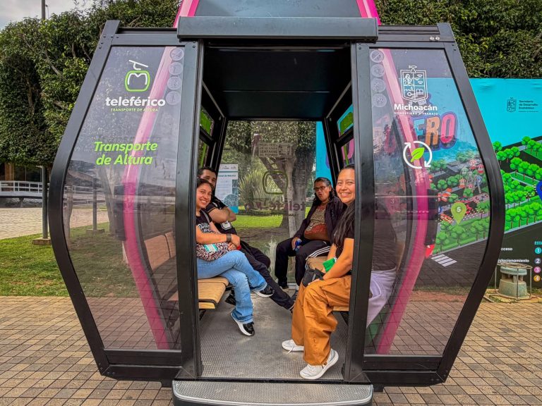 Súbete a la cabina del teleférico y al Morebús en el Jalo Futbolero