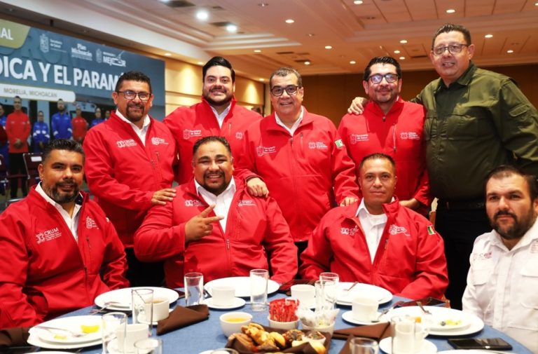 Reconoce SSM la labor y profesionalismo de paramédicos michoacanos en su día