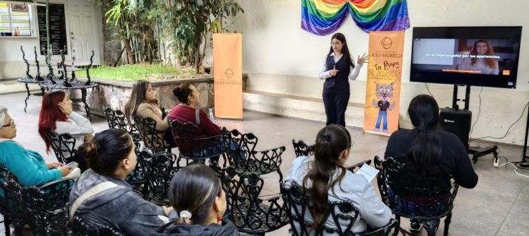 Lleva FGE plática sobre el mal uso de redes sociales y sus consecuencias a estudiantes de la preparatoria Liceo Morelia