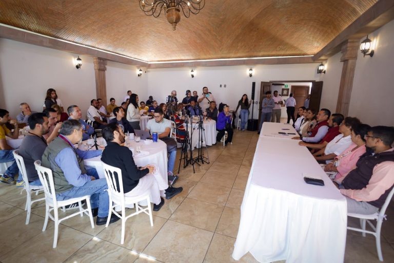 Desde Uruapan, Torres Piña tenemos que unir a la 4T y defender la soberanía nacional ante las pretensiones de la derecha internacional