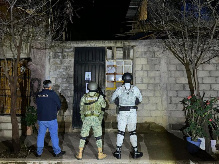 Asegura FGE más de 2 mil dosis de metanfetamina durante cateos realizados en Morelia y Tarímbaro; hay cuatro personas detenidas