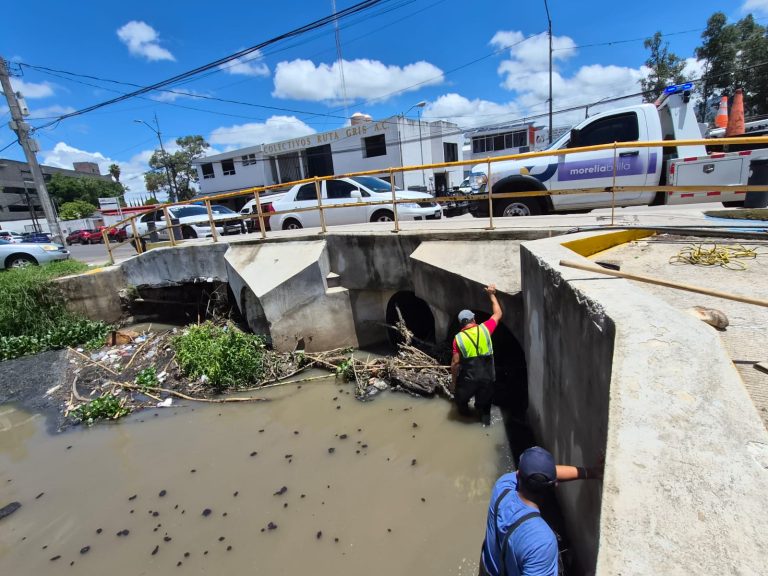 Gobierno de Morelia supervisa flujo de drenes Barajas y Arroyo de Tierras