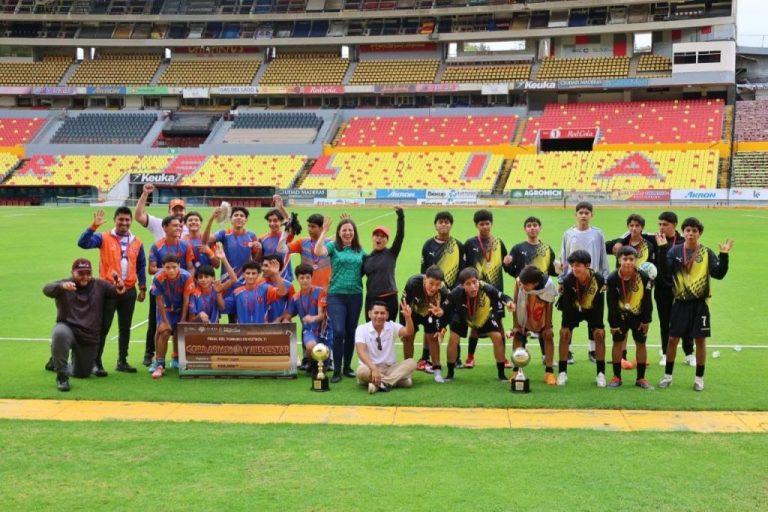 El Estadio Morelos abre sus puertas a jóvenes de la Copa Armonía y Bienestar