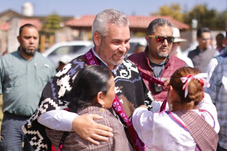 Pómaro hace historia al convertirse en la comunidad indígena número 52 en transitar al autogobierno: Bedolla