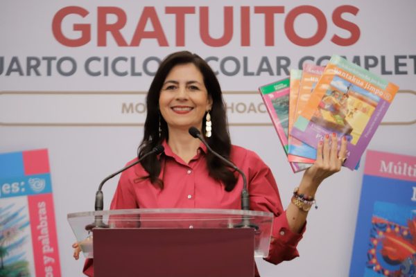 Michoacán, primer lugar nacional en entrega de Libros de Texto