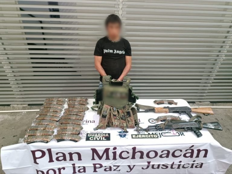 Tras repeler agresión, SSP y Defensa detienen a dos hombres en posesión de dos fusiles