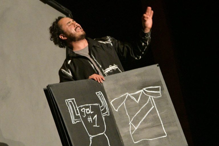 Arranca en Michoacán el Festival de Monólogos con la obra “Las calcetas de mi padre”