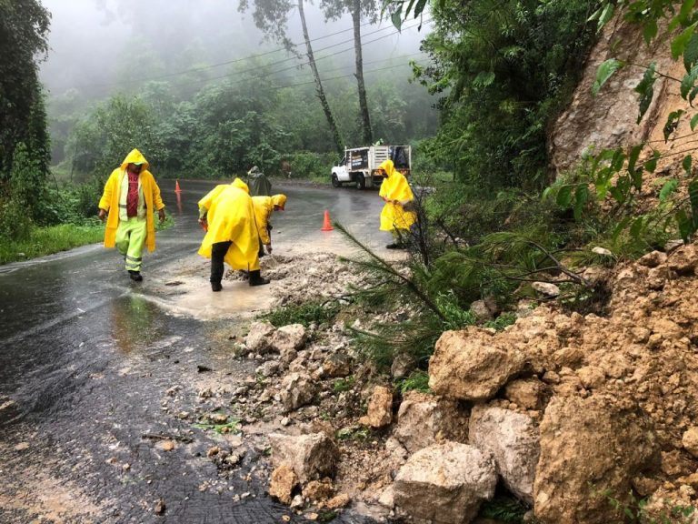 Gobierno estatal cuenta con protocolo de atención a carreteras en temporada de lluvias: Rogelio Zarazúa
