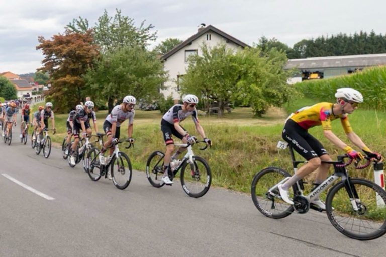 Llegada masiva en el Tour de Francia