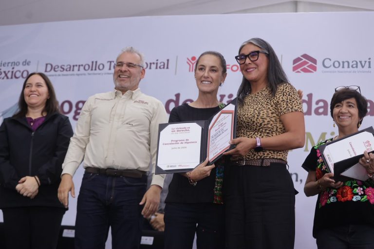 Claudia Sheinbaum entrega viviendas del Bienestar en Morelia; la meta es 1.8 millones en el país