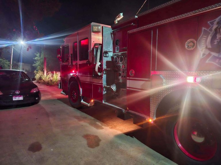 Hallan a un hombre sin vida tras incendio de dos viviendas en Zitácuaro