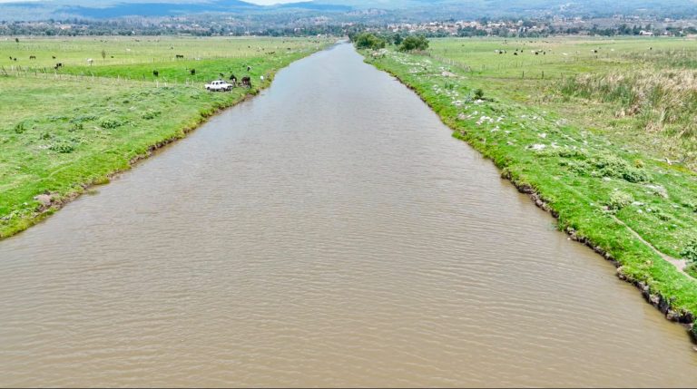 Concluye rehabilitación del canal de Erongarícuaro; recupera más de 3.5 kilómetros de navegación