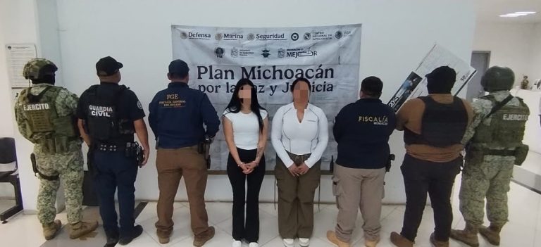 Detienen en Tingambato a 2 mujeres con orden de aprehensión por presunto homicidio