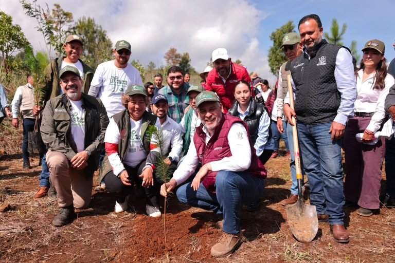 Michoacán referente en cuidado ambiental; plantarán 2.5 millones de árboles en la cuenca del lago de Pátzcuaro: Bedolla