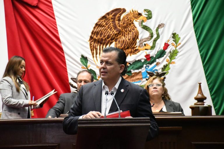 Pide Memo Valencia cárcel para quien promueva invasiones de predios
