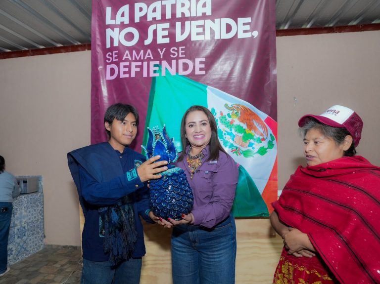 Reúne Gladyz Butanda a liderazgos de Tangancícuaro en asamblea de defensa de la transformación