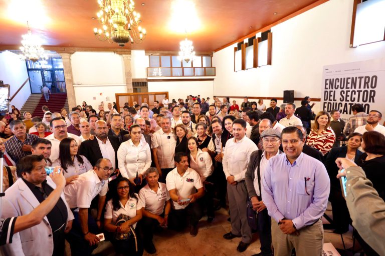 Sector educativo de Michoacán cierra filas con Raúl Morón