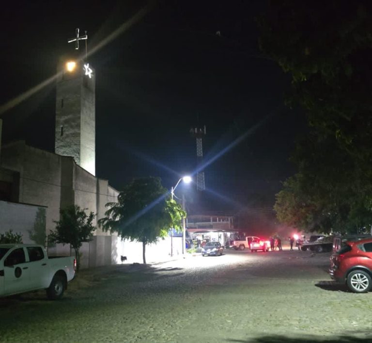 Delincuentes matan a “El Chema”, en la colonia 18 de Marzo de Apatzingán