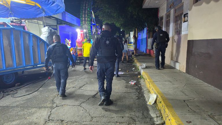 Pistoleros motorizados balean a comerciante en las fiestas de la virgen del Carmen, en Zamora