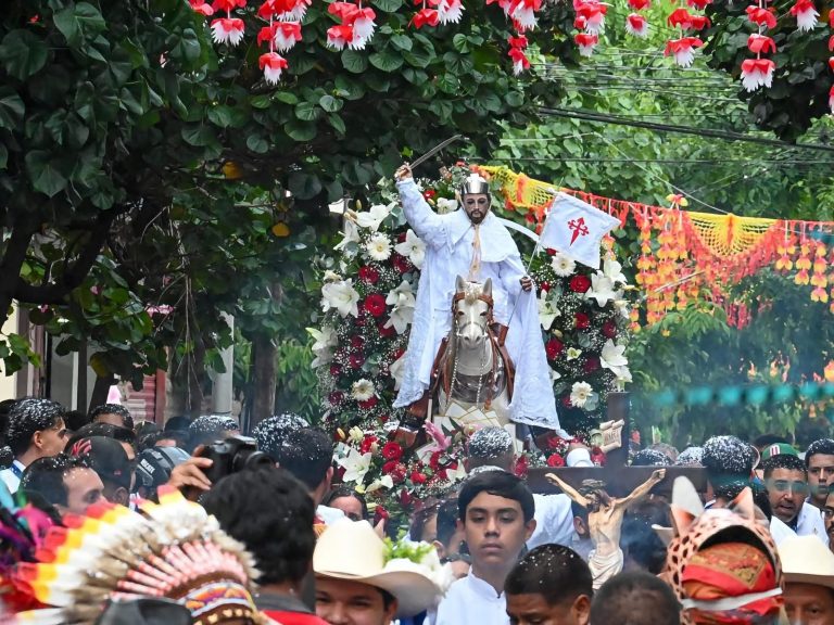 Sahuayo se llena de color y tradición con sus emblemáticas Fiestas Patronales