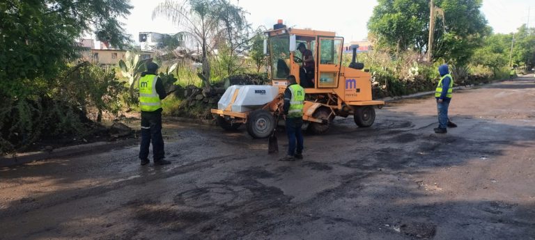 Gobierno de Morelia mantiene labores de bacheo en distintos puntos del municipio