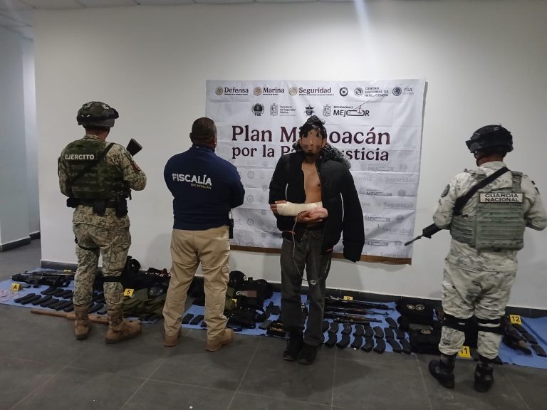 Cateo en Ciudad Hidalgo deja un detenido y asegura arsenal, vehículos y droga