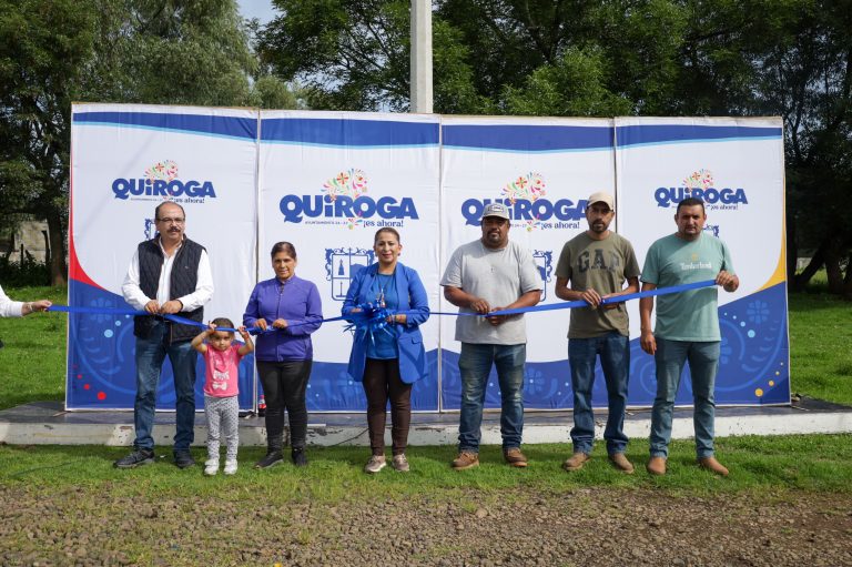 Inaugura Alma Mireya González electrificación en Tzirandangatzio