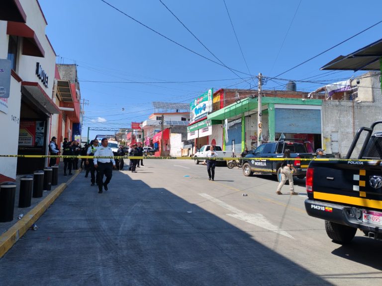Sicarios en camionetas asesinan a tres personas en cachimba de la colonia Elías Pérez Ávalos