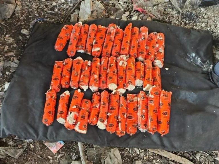 Reportan hallazgo de presunto material explosivo en la colonia Félix Ireta de Morelia