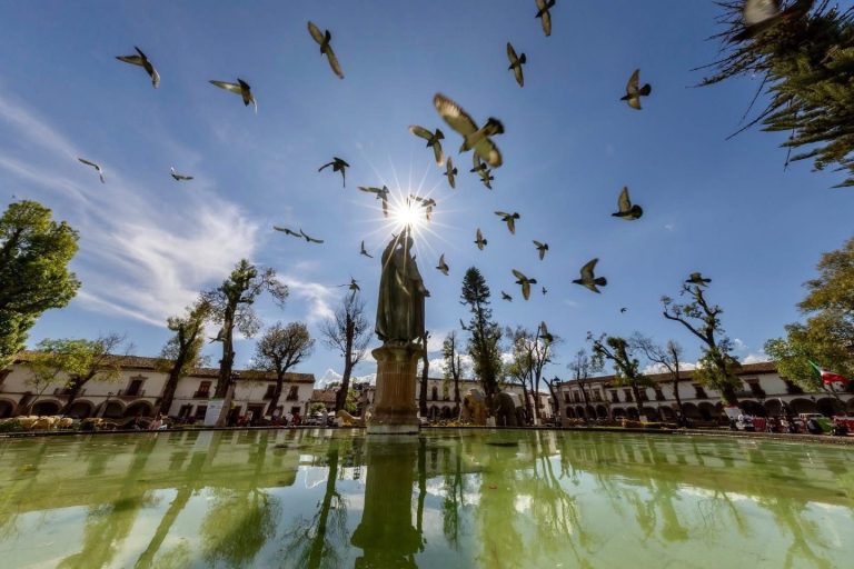 Pátzcuaro, Tzintzuntzan y Santa Clara del Cobre: El corazón del legado purépecha te espera este verano