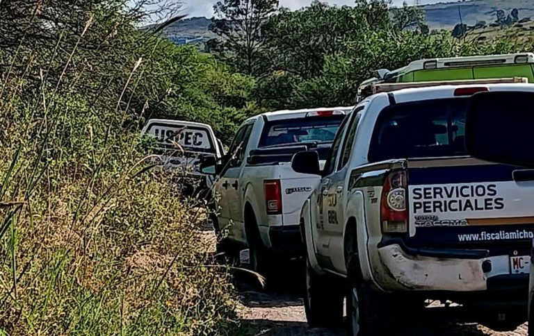 Hallan a hombre asesinado a tiros dentro de camioneta en la región de Álvaro Obregón