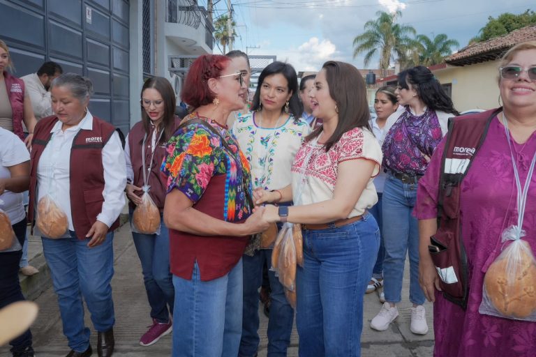 Desde la Cañada de los Once Pueblos, Gladyz Butanda encabeza defensa de la 4T