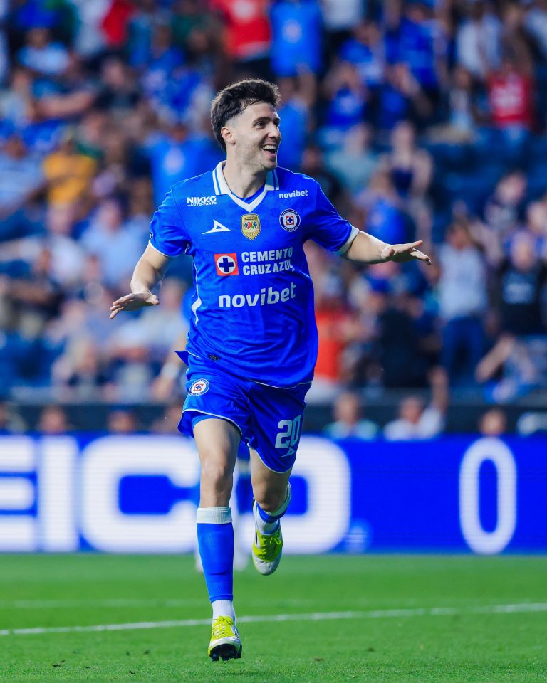 Cruz Azul inicia con triunfo