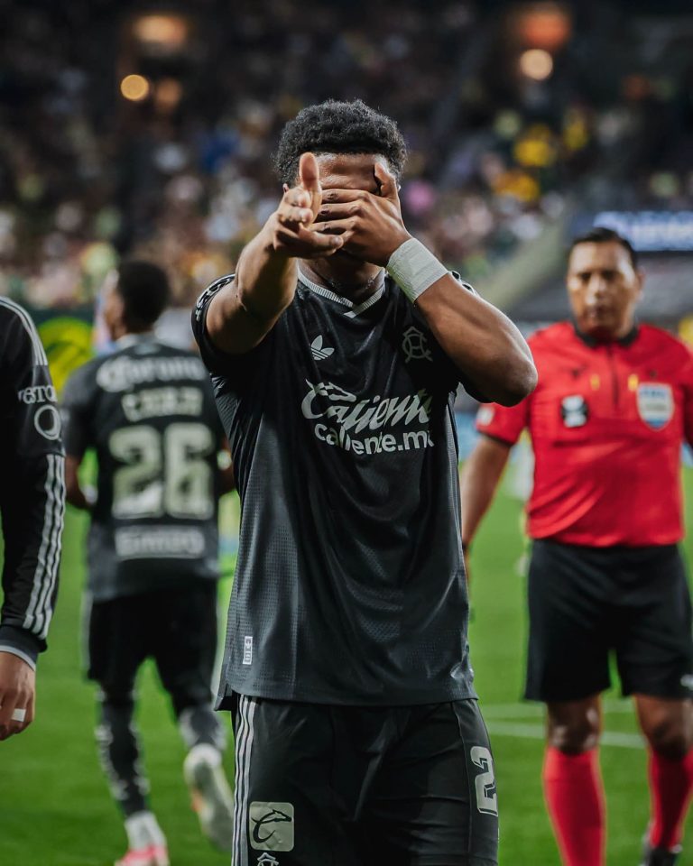 Amèrica se impone a Portland