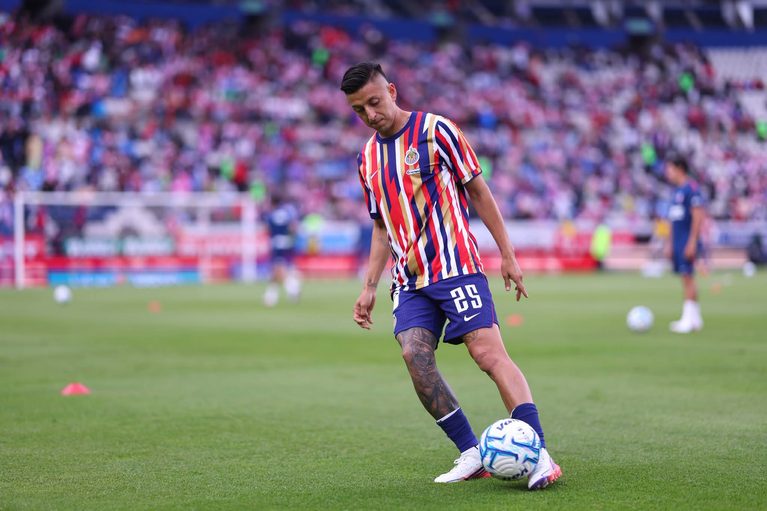 Chivas empata en Pachuca