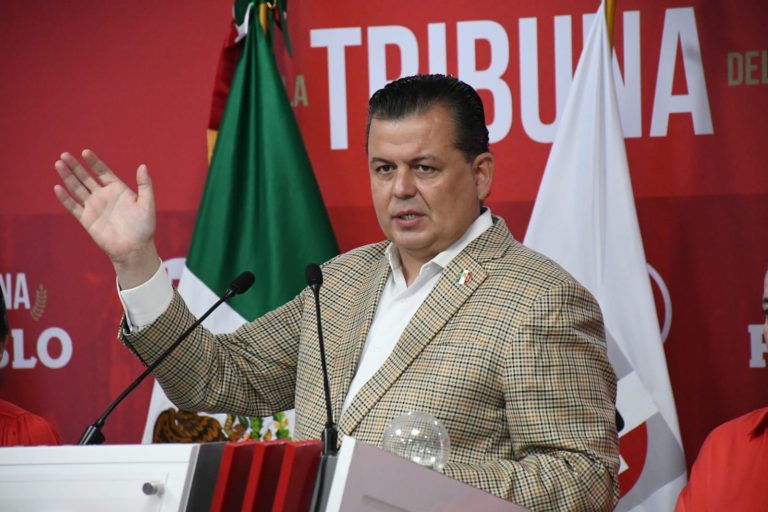 Gobierno estatal asfixia a municipios, los deja sin recursos por financiar el teleférico: Memo Valencia