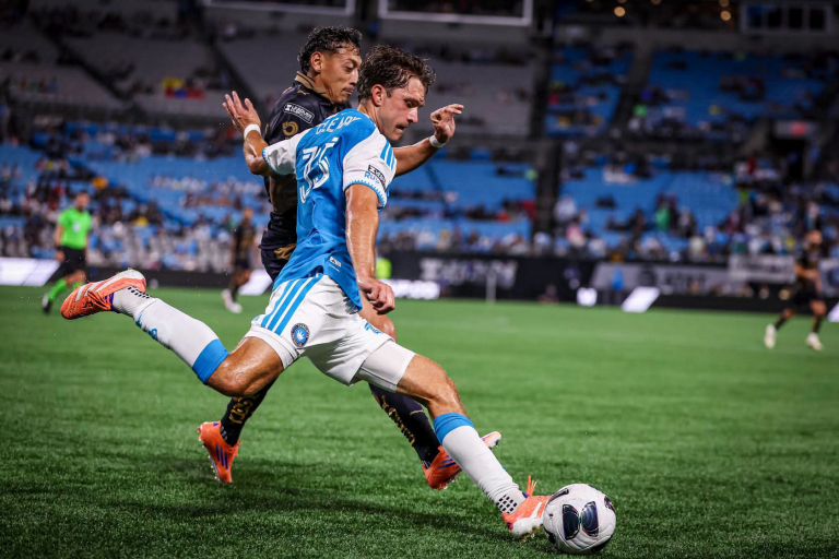 Golean a Pumas