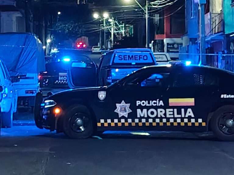 Choque entre motos deja un muerto en la colonia Jardines del Rincón, Morelia