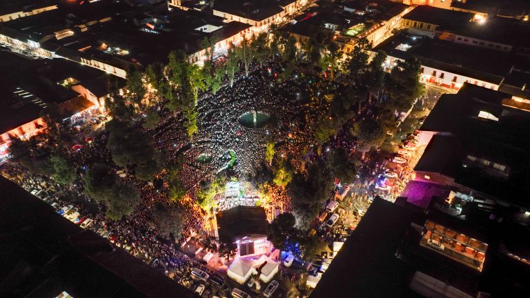 Moenia conquista el Cantoya Fest 2026 y hace vibrar a Pátzcuaro