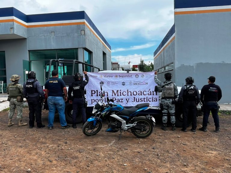 Operativos en Uruapan dejan un detenido, un vehículo y tres motocicletas recuperadas