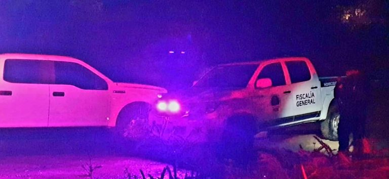 Hallan a hombre asesinado a la orilla de la carretera Morelia-Chiquimitío