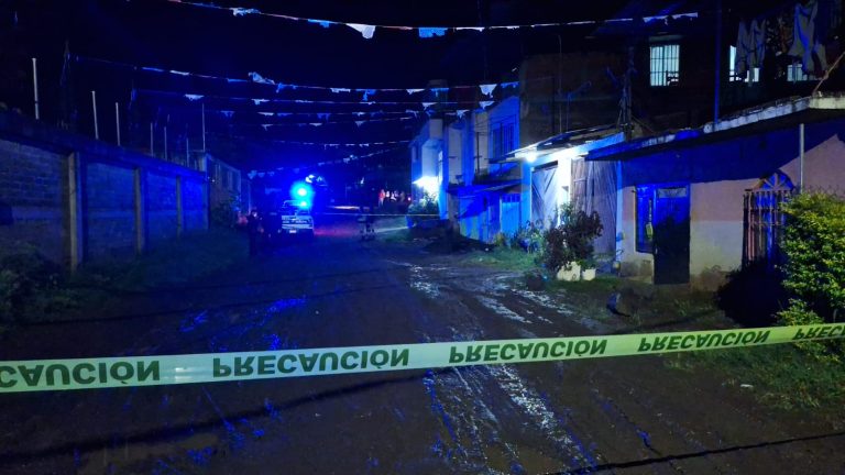 Cortador de aguacate resulta herido tras ataque armado, en la colonia Valle de las Delicias, en Uruapan