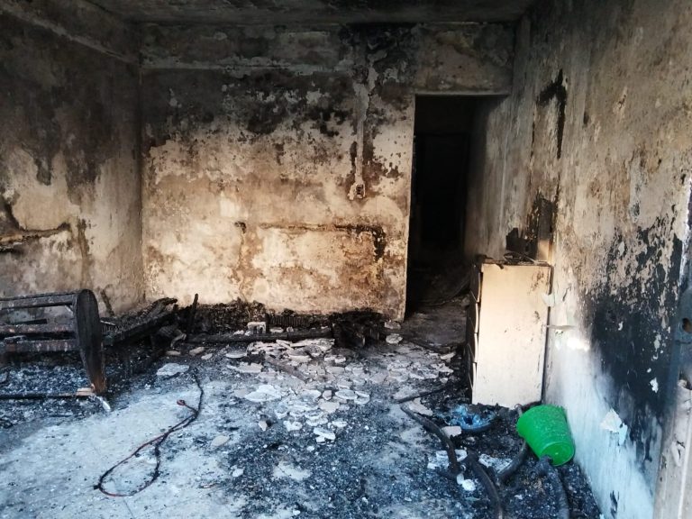 Tragedia en Zamora, mujer muere atrapada en incendio de domicilio