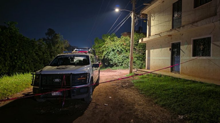 Acribillan a conducto de camioneta de carga, El Arcoíris de Jacona