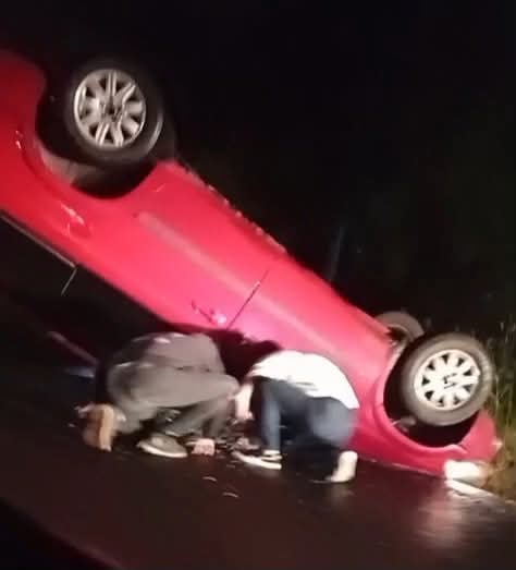 Se registra volcadura vehicular en la Pátzcuaro-Morelia
