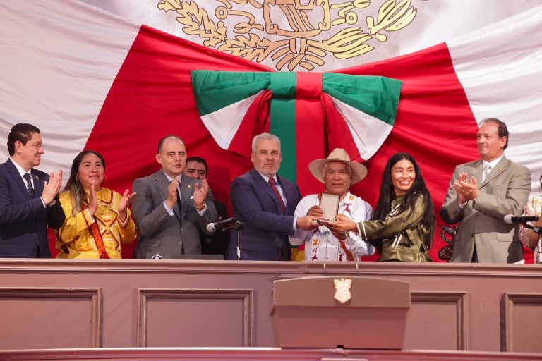 Congreso reconoce a Bedolla como pionero en la defensa de autogobiernos indígenas