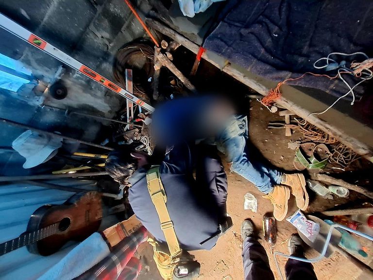 Hallan a hombre muerto en una obra en construcción, en Uruapan