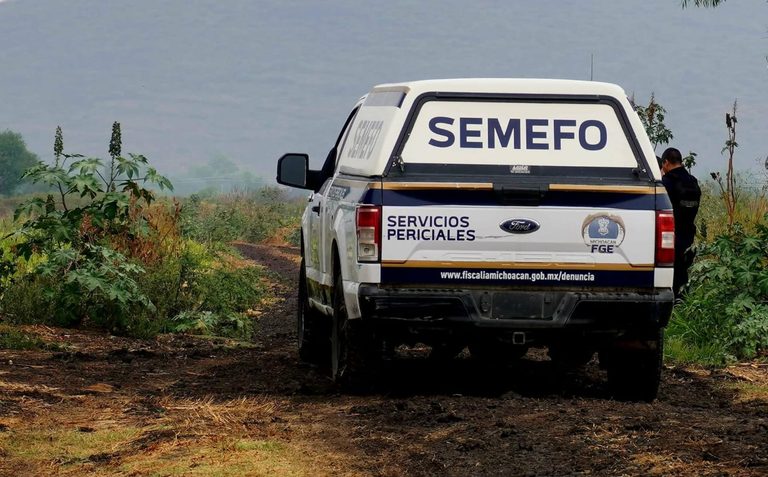 Hallan a hombre asesinado en una brecha a Los Cuiniques